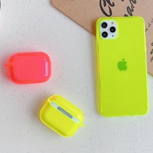Set 2 en 1 para iPhone 7-17 Pro <span class=keywords><strong>Max</strong></span>: Funda para Teléfono Móvil y Cubierta para Auriculares Inalámbricos Color Caramelo para <span class=keywords><strong>Airpods</strong></span> 1 2 3 4 Pro 2 3 - Product Image 2