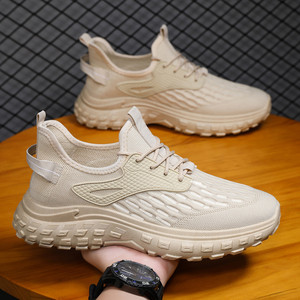 Zapatillas de moda para hombre, estilo papá, transpirables, de malla, de caña baja, informales, con suela gruesa, para correr y senderismo. - Product Image 3