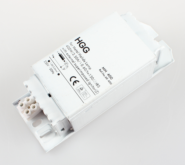 Magnetic Ballast and Ignitor 250W for High Intensity Discharge MH Lamps 220-240V Input 50-60Hz 2700-6500K Color Temperature
