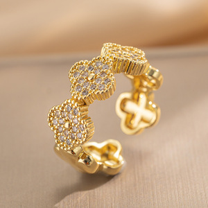 Bague ajustable en cuivre et zircon plaqué or 18 carats, style luxe léger haut de gamme, design de niche, tendance simple coréenne et <span class=keywords><strong>japonaise</strong></span> pour femme - Product Image 3