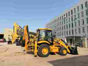 Nueva Retroexcavadora JCB 3CX, Equipo de Construcción Versátil para Proyectos de Infraestructura y Obras - Product Image 4