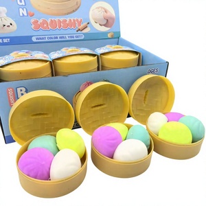 Jouets anti-stress en caoutchouc à presser, à récupération lente, en forme de Char Siu Xiaolongbao, pour la décompression et les farces, emballés en boîte - Product Image 1