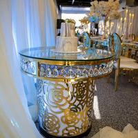 Table de gâteau en cristal d'acier inoxydable de modèle de Rose de vente directe d'usine pour la décoration de noce