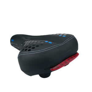 Selle de vélo avec feu arrière noir, coussin de siège confortable pour vélo de montagne, pour adultes unisexes, conception épaissie - Product Image 3
