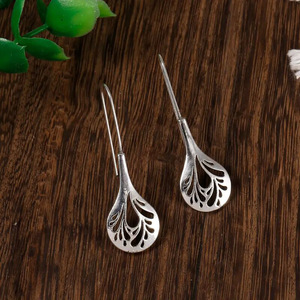 Orecchini Vintage a Foglia Traforata per Donne, Stile Naturale, Accessori per Orecchie da Indossare Quotidianamente - Product Image 6