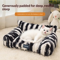Canapé-lit confortable en peluche rayée pour chien et chat, rembourré en coton PP doux, pour intérieur, avec coussin en coton PP et base antidérapante – Vente en gros