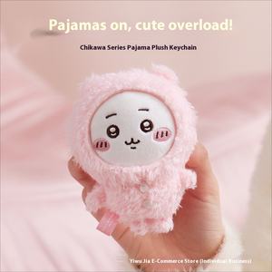 Chiikawa Jika Wow dibujos animados lindos pijamas pequeños ocho <span class=keywords><strong>Osama</strong></span> Qijiyi muñeco de peluche colgante llaveros hechos de Material de piel suave - Product Image 2