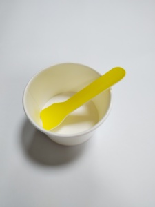 Cucchiaio Gelato Mini colorato usa e getta per Gelato testa quadrata piccolo cucchiaio di carta gialla - Product Image 6