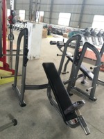 ST-3054 Banc de musculation commercial réglable moderne en métal pour haltères et inclinaison, avec logo personnalisé