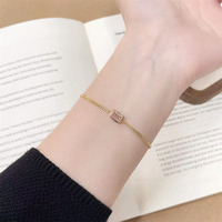 Bracelet ajustable en or jaune 18 carats pour femme, romantique, élégant, minimaliste, avec diamant rose fantaisie de couleur émeraude cultivé en laboratoire, en forme de cube de sucre