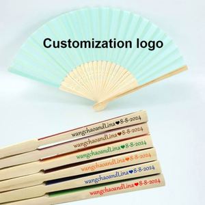 Abanicos Plegables de Bambú al por Mayor con Grabado de Arte Folclórico, 33cm, Decoración para Festivales/Souvenirs, Regalos Empresariales o Uso en Fiestas - Product Image 3