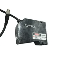 Capteur de déplacement laser longue portée LK-G400, tête de 400 mm, distance de référence ±100 mm, plage de mesure IP67, répétabilité 2 µm