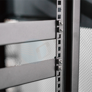 100KW 200A Hydro kühlung 3-Phasen-Eingangs-und Ausgangs server Rack Smart Cabinet System Solutions Mit CDU - Product Image 4