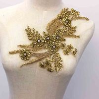 Patch brodé de fleurs 3D en strass colorés et perles, avec applique en dentelle thermocollante en PVC et paillettes, pour chapeaux et vêtements