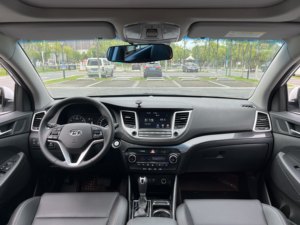 <span class=keywords><strong>Hyundai</strong></span> <span class=keywords><strong>Tucson</strong></span> <span class=keywords><strong>2018</strong></span> 1.6T Luxury SUV 2WD, Auto Usado de Primera Calidad, Volante a la Izquierda, Automático, Gasolina, Vehículo de <span class=keywords><strong>Segunda</strong></span> <span class=keywords><strong>Mano</strong></span> de China - Product Image 6