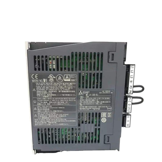 Original Mitsubishi Melservo MR-J4-10B-RJ AC Servo Drive Amplifier 200W MR-J4 Series In Stock