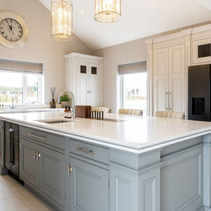 Moda italiana Gabinetes de cocina de acero inoxidable de buena calidad con grifo de <span class=keywords><strong>isla</strong></span> Fregadero Hutch Diseño de moda - Product Image 3