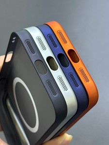 Funda Magnética Ultrafina de 1.3mm para Teléfono, Acabado Mate Esmerilado, Color Puro, para 16 15 14 11 12 13 <span class=keywords><strong>Pro</strong></span> <span class=keywords><strong>Max</strong></span>, Resistente a Impactos - Product Image 4