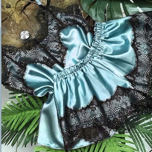 Nuevo conjunto de dos piezas de lencería negra de estilo europeo y americano, de imitación de seda, moderno y cómodo, con ribete de encaje. - Product Image 5