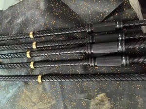 מוט משקולות סטנדרטי איכותי מותאם אישית של דינואו, עשוי מסגסוגת פלדה, 20 ק\\\"ג עם מסבים ועומס מקסימלי של 2000 ליברות - Product Image 6