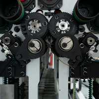 Machine de pliage automatique de mouchoirs en papier ONEPAPER haute vitesse avec moteur, boîte de vitesses et roulement PLC pour mouchoirs pliés en V et en interfold