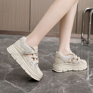   Chaussures à lacets sportives et confortables pour femmes, avec talon compensé intérieur en diamant, respirantes et antidérapantes, pour l'été, le printemps et l'automne - Product Image 2