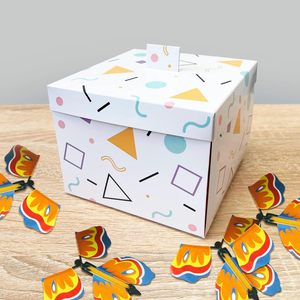 Boîte à bijoux de Noël personnalisée de luxe, boîte à surprise avec des papillons volants, boîte cadeau pour emballer des gâteaux - Product Image 2