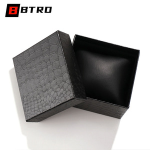 Factory wholesale custom spot crocodile pattern lid and tray packaging watch box in Watch Boxes Cases