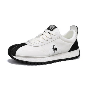 <span class=keywords><strong>Scarpe</strong></span> <span class=keywords><strong>da</strong></span> <span class=keywords><strong>Uomo</strong></span> Nuovo Modello Autunnale, Tomaia Morbida, Suola Sportiva, Casual, Alla Moda, Versatili, <span class=keywords><strong>Comode</strong></span>, Resistenti all'Usura, <span class=keywords><strong>da</strong></span> Corsa, in Mesh, Tinta Unita - Product Image 5