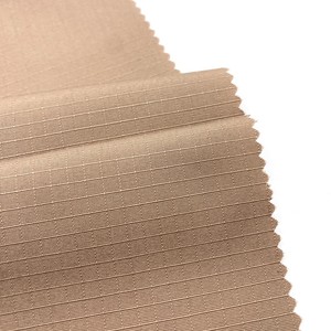 Durable 50% poliéster 50% Algodón Ripstop ropa de trabajo tela lisa teñida para uniforme ropa trajes senderismo deportes - Product Image 2