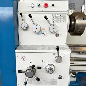 金属加工に使用される高精度かつ低コストC6132水平金属回転マニュアル旋盤 - Product Image 4