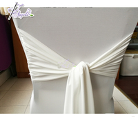 Housses de chaise extensibles en tricot scuba avec ailes pour chaises de banquet dans la décoration d'événements
