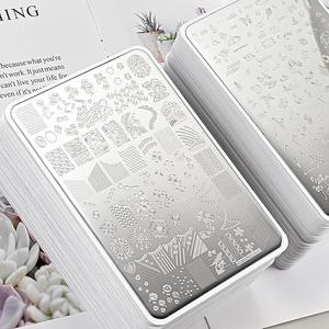 9.5X14.5cm grande taille Nail Art estampage plaque feuille fleur dessins géométriques Nail Art modèle Graffiti polonais impression pochoirs - Product Image 2