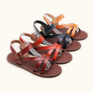 En stock vente en gros de <span class=keywords><strong>sandales</strong></span> pour femmes de style populaire pour la plage et l'extérieur chaussures plates faites à la main - Product Image 1