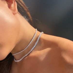 สร้อยข้อมือโมอิสซาไนต์ชุบทอง 14k ดีไซน์หรูหรา สร้อยข้อมือเทนนิสเงินแท้ ประดับโมอิสซาไนต์สีขาวสว่าง สร้อยข้อมือฮัมซาประดับเพชรโมอิสซาไนต์ - Product Image 6