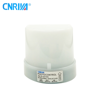 Controlador de Luz Automático con Fotocélula CNRIYA AS15-2310G 10A 105-305V, Encendido/Apagado al Anochecer/Amanecer, Detector Inductivo IP44/IP54