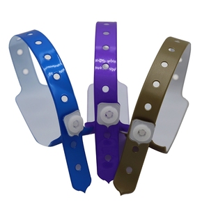 Fascia da polso in vinile promozionale Yoya braccialetto usa e getta per eventi con linguette staccabili - Product Image 4