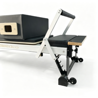 Reformer Pilates Silencieux et Réglable avec Demi-Tourneuse et Accessoires Complets pour Studio de Pilates et Bien-être