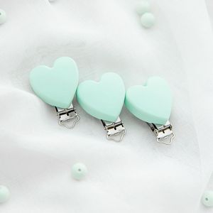 Clip in Silicone cuore metallo con fori di sicurezza BPA libero nato <span class=keywords><strong>regalo</strong></span> alimentazione bambino <span class=keywords><strong>ciuccio</strong></span> Clip - Product Image 4