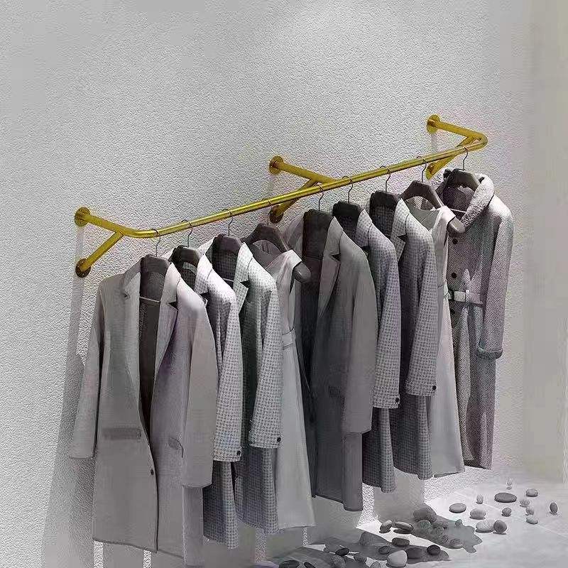 Support en titane - 22 m de long - 28 m de large