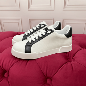 Chaussures décontractées Gabbna pour hommes et femmes, tendance mode, style dad shoes classique, graffiti, semelle plate, contraste noir et blanc. - Product Image 5