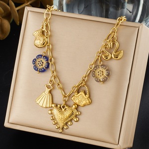 Collar de Acero Inoxidable con Dijes de Oro de 18k, Vestido de Princesa, Sagrado Corazón, Cisne y Flor de Cristal, Joyería de Moda para Mujer, Resistente al Deslustre - Product Image 3