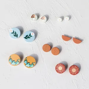 2020 Südkorea Böhmische bunte Blume Pilz Muster geometrische runde kleine weiche Keramik Ohrringe weiblichen Schmuck Großhandel