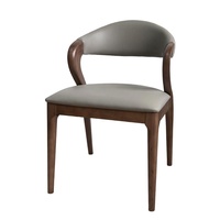 Chaise de salle à manger BST Nordic moderne et simple en bois massif avec dossier rembourré en cuir PU pour projets hôteliers et usage professionnel