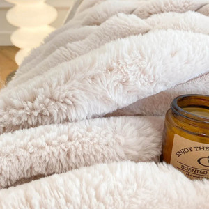 Directo de fábrica Venta caliente Franela 3D Jacquard Manta a rayas Felpa Esponjosa Suave Acogedora Cama gruesa Sofá Manta de invierno Funda de almohada - Product Image 6