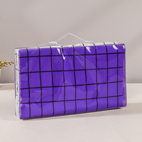 Sac de voyage personnalisé en PVC transparent durable avec fermeture éclair supérieure et poignée, design imprimé sur mesure pour l'emballage de produits de toilette et cosmétiques