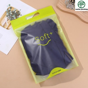 ถุงใส่เสื้อผ้าแบบพิมพ์ลายเอง เคลือบด้าน CPE โปร่งแสง ถุงซิปใส่เสื้อผ้า รีไซเคิลได้ ผลิตจากพลาสติก PET/BOPA/CPP สำหรับการค้าระหว่างประเทศ - Product Image 5