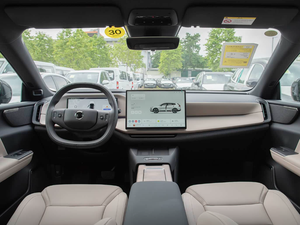 2027 China para <span class=keywords><strong>Volvo</strong></span> <span class=keywords><strong>XC70</strong></span> Híbrido Enchufable <span class=keywords><strong>2WD</strong></span> Core con Volante a la Izquierda, 116 KM, Batería de 21.2KWh, 5 Asientos, Carga Rápida de 0.65h - Product Image 6
