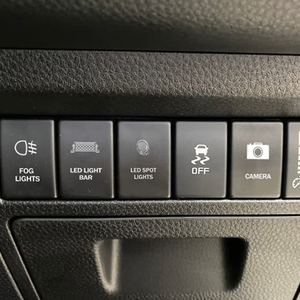 Dash 12V 3A Blau Weiß SPOT Licht EIN-Aus Druckknopf schalter für Isuzu DMAX D-Max 2020 MU-X 2021 Mazda BT50 BT-50 2020 - Product Image 3