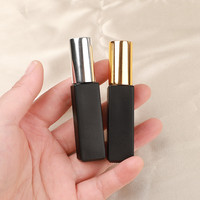 Venta al por Mayor de Botellas de Perfume de Vidrio Negro Mate de 5ml y 10ml con Atomizador para Muestras